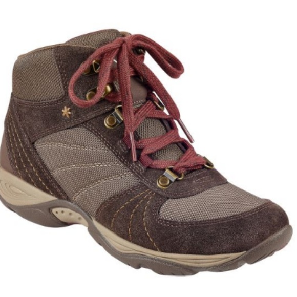 easy spirit hiking boots